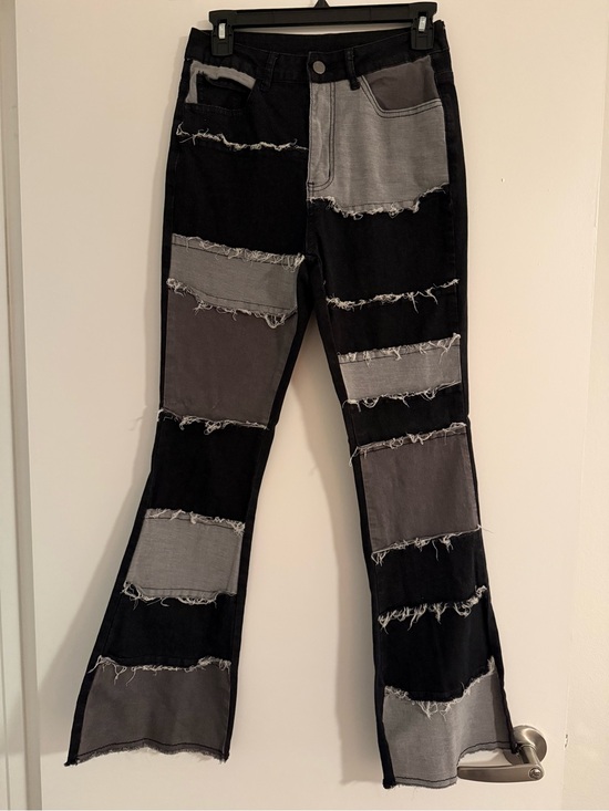Denim - Women’s Patchwork Two-Tone Black & Gray Jeans
